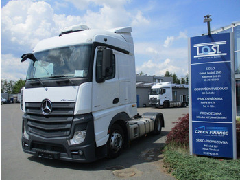 شاحنة جرار MERCEDES-BENZ Actros 1845