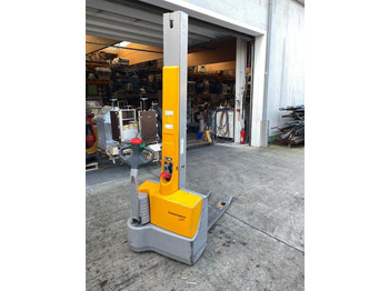 معدات تكديس JUNGHEINRICH EJC