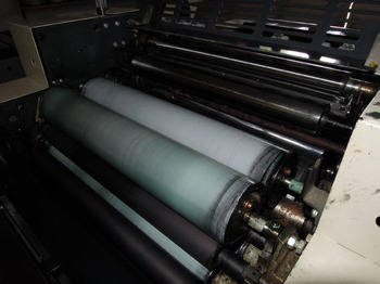 ماكينة طباعة أوفست Ryobi 985 CF two-color continuous printing machine: صور 2 ماكينة طباعة أوفست Ryobi 985 CF two-color continuous printing machine: صور 2