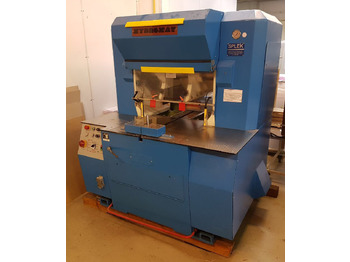 آلة قطع الورق