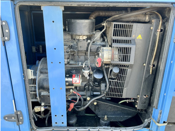 مجموعة المولدات SDMO 33 kVa diesel John Deere: صور 3