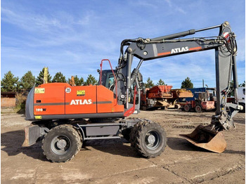 حفارة على عجلات ATLAS