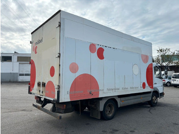 الشاحنات الصغيرة صندوق مغلق Mercedes-Benz Atego 818 Kurze Radstand Blattfederung: صور 3 الشاحنات الصغيرة صندوق مغلق Mercedes-Benz Atego 818 Kurze Radstand Blattfederung: صور 3