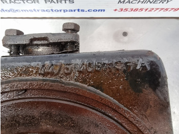المحور الأمامي Deutz Agrotron 135, 120 Front Axle Swivel Housing Lhs 4475306140, 04415064: صور 3