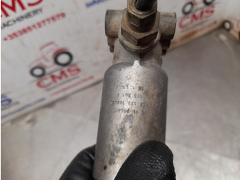 أجزاء الفرامل New Holland Case T7, Tm, 60, Puma, Mxu Ser Valve 4721737010, 82006252, 84359255: صور 4