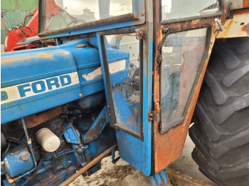 الكبائن Sold Ford 2600, 3600, 4600, 4610 Complete Fritzmeier Cab M901 Sold: صور 4 الكبائن Sold Ford 2600, 3600, 4600, 4610 Complete Fritzmeier Cab M901 Sold: صور 4