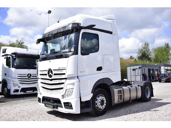 شاحنة جرار MERCEDES-BENZ Actros 1845