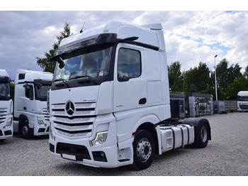 شاحنة جرار MERCEDES-BENZ Actros 1845