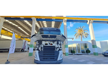 شاحنة جرار Volvo FH 460 Globetrotter XL Retarder i-Save: صور 4