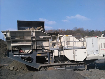 كسارة متحركه TEREX