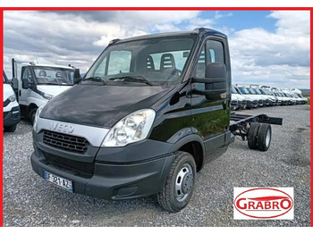 الشاسيه شاحنة IVECO Daily 35C15