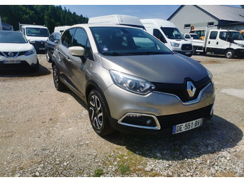 سيارة دفع رباعي RENAULT