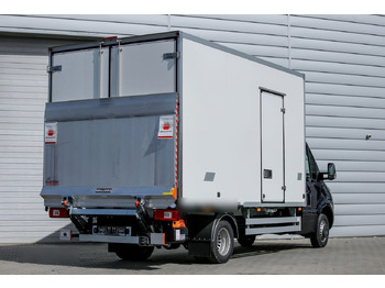 الشاحنات الصغيرة صندوق مغلق MERCEDES-BENZ Sprinter 319