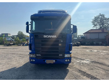 شاحنة جرار SCANIA 124