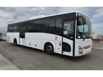 باص النقل بين المدن IVECO Crossway