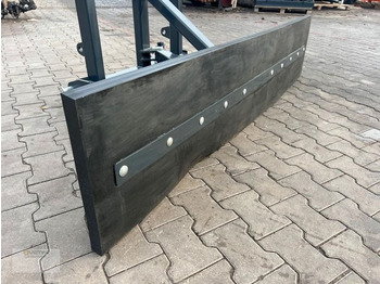 شفرة الجرافة - الآلات والماكينات الزراعية جديد Vemac Gummischieber 150 170 200 220 240 260 300 cm verstellbar Euro Futterschieber Gülleschieber: صور 2