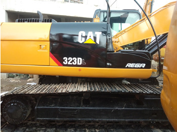 حفارات زحافة CATERPILLAR 323DL