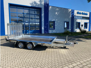 مقطورة لنقل المعدات