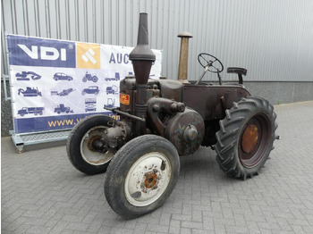 جرار LANZ BULLDOG