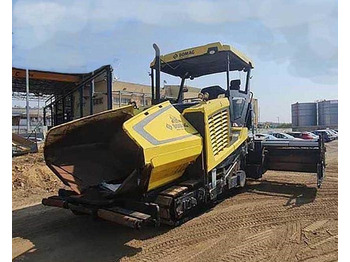 العامل بالقار BOMAG