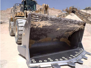 اللودر بعجل Komatsu WA600-8EO: صور 3