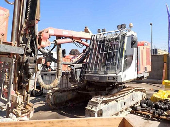 آلة حفر SANDVIK