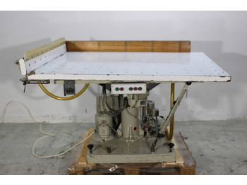 آلة قطع الورق