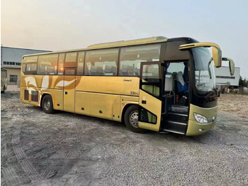 سياحية حافلة