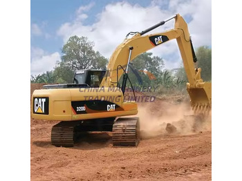حفارة CATERPILLAR 320D2