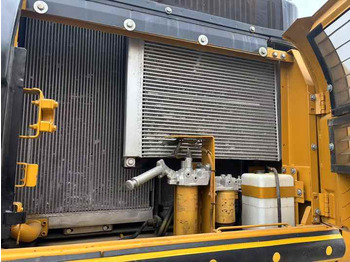 حفارة Hot Sale CAT 336 with Strong Power Engine Short Years Excellent Working Condition Crawler 36 Ton Used Tractor CAT 336 in Shock: صور 5