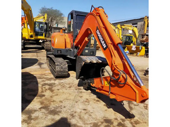 حفارات زحافة DOOSAN DH60-7