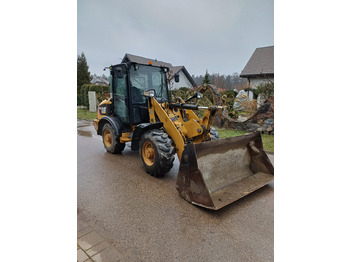 حفار متعدد الاستخدام CATERPILLAR 906H