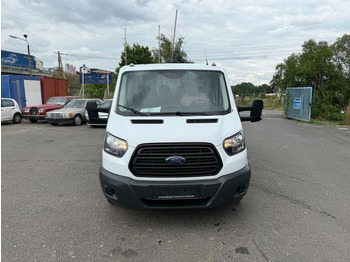 الشاحنات الصغيرة المسطحة FORD Transit