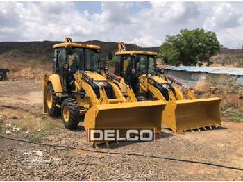 حفار متعدد الاستخدام CATERPILLAR