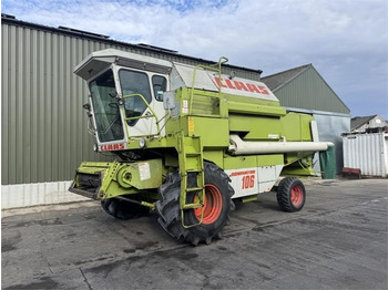 معدات آلة حصاد CLAAS Dominator