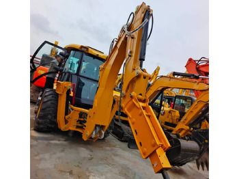 حفار متعدد الاستخدام CATERPILLAR 420F