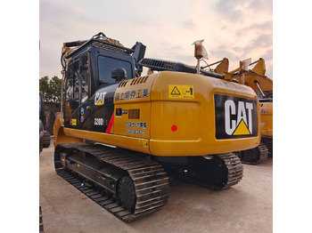 حفارات زحافة CATERPILLAR 320D