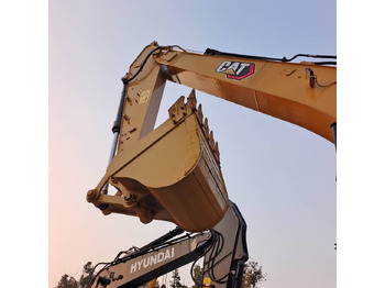 حفارات زحافة CAT 320 GC: صور 4 حفارات زحافة CAT 320 GC: صور 4