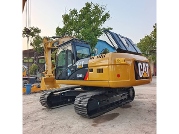 حفارات زحافة CATERPILLAR 320D2