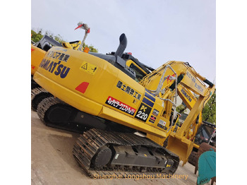 حفارات زحافة KOMATSU PC220-8