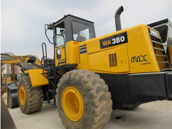 اللودر بعجل KOMATSU WA380