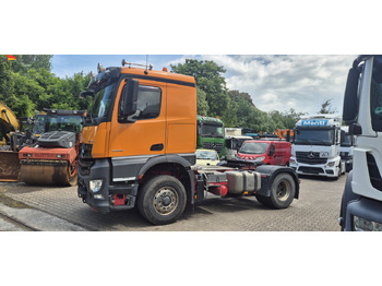 شاحنة جرار MERCEDES-BENZ