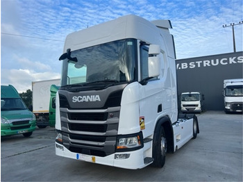 شاحنة جرار SCANIA R 500