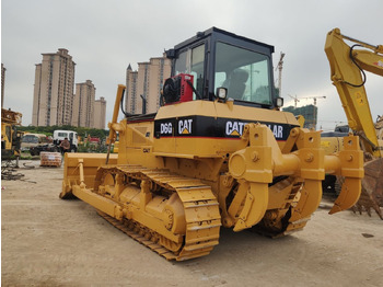 بلدوزر CATERPILLAR D6G