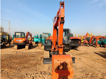 حفارة مصغرة Hitachi ZX60: صور 2 حفارة مصغرة Hitachi ZX60: صور 2