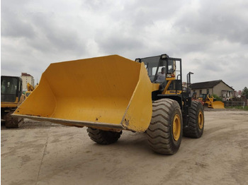 اللودر بعجل KOMATSU WA470