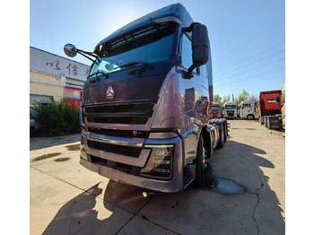 شاحنة جرار SINOTRUK HOWO