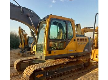 حفارات زحافة VOLVO EC140
