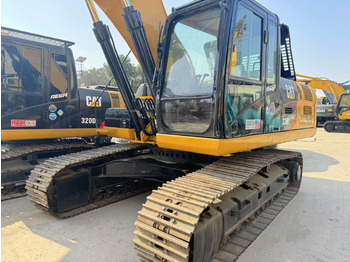 حفارات زحافة CATERPILLAR 330D2: صور 2