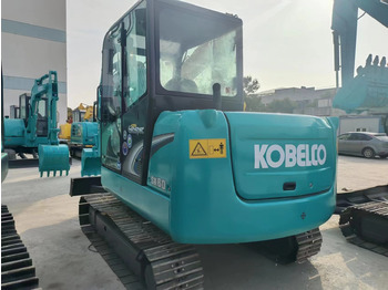 حفارة مصغرة KOBELCO